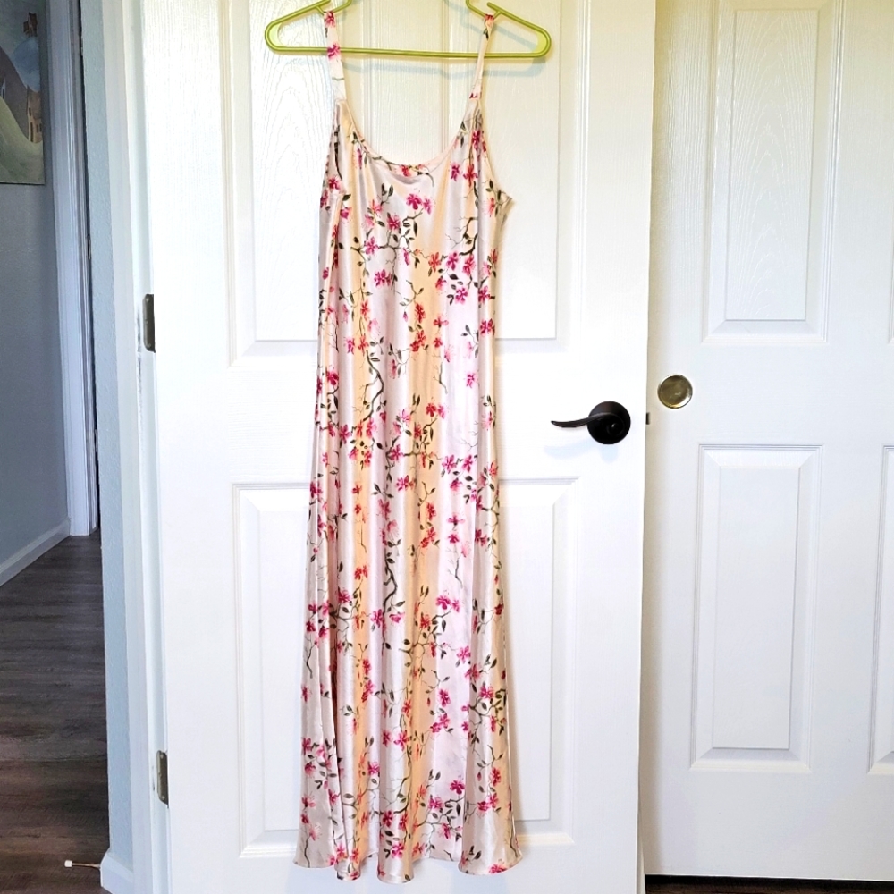 NWOT Go-Softly Satin Japanese Floral Maxi Shift